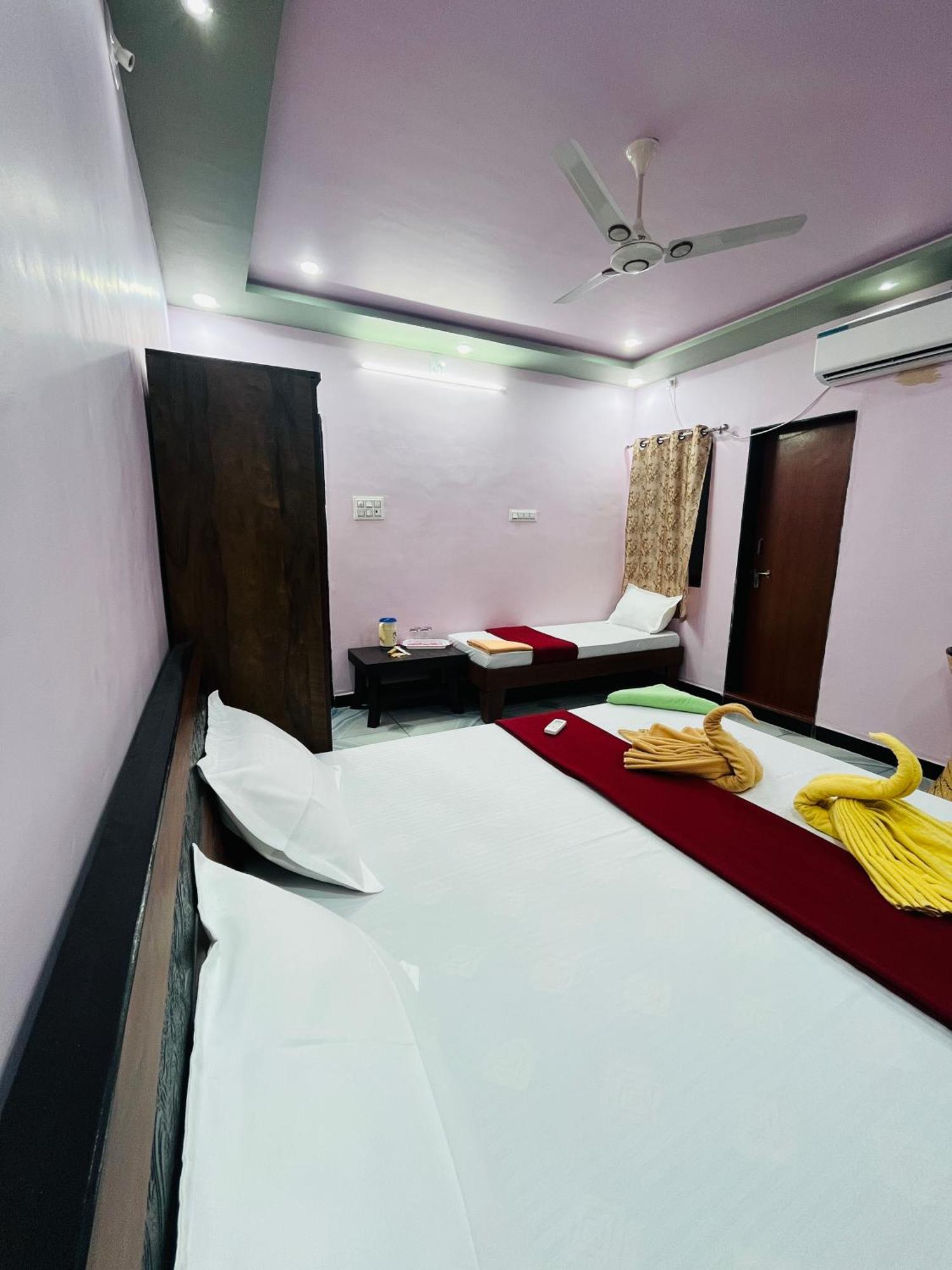 Kamdhenu Home Stay Garudeshwar Exterior foto